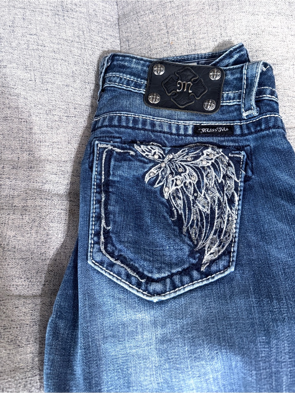 Womens Miss Me Jeans Size 27 Skinny Rhinestone y2k Embellished Blue Angel Wing - Picture 6 of 9